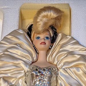 NRFB 1992 Crystal Rhapsody Presidential Porcelain Barbie W/COA 1st In Series